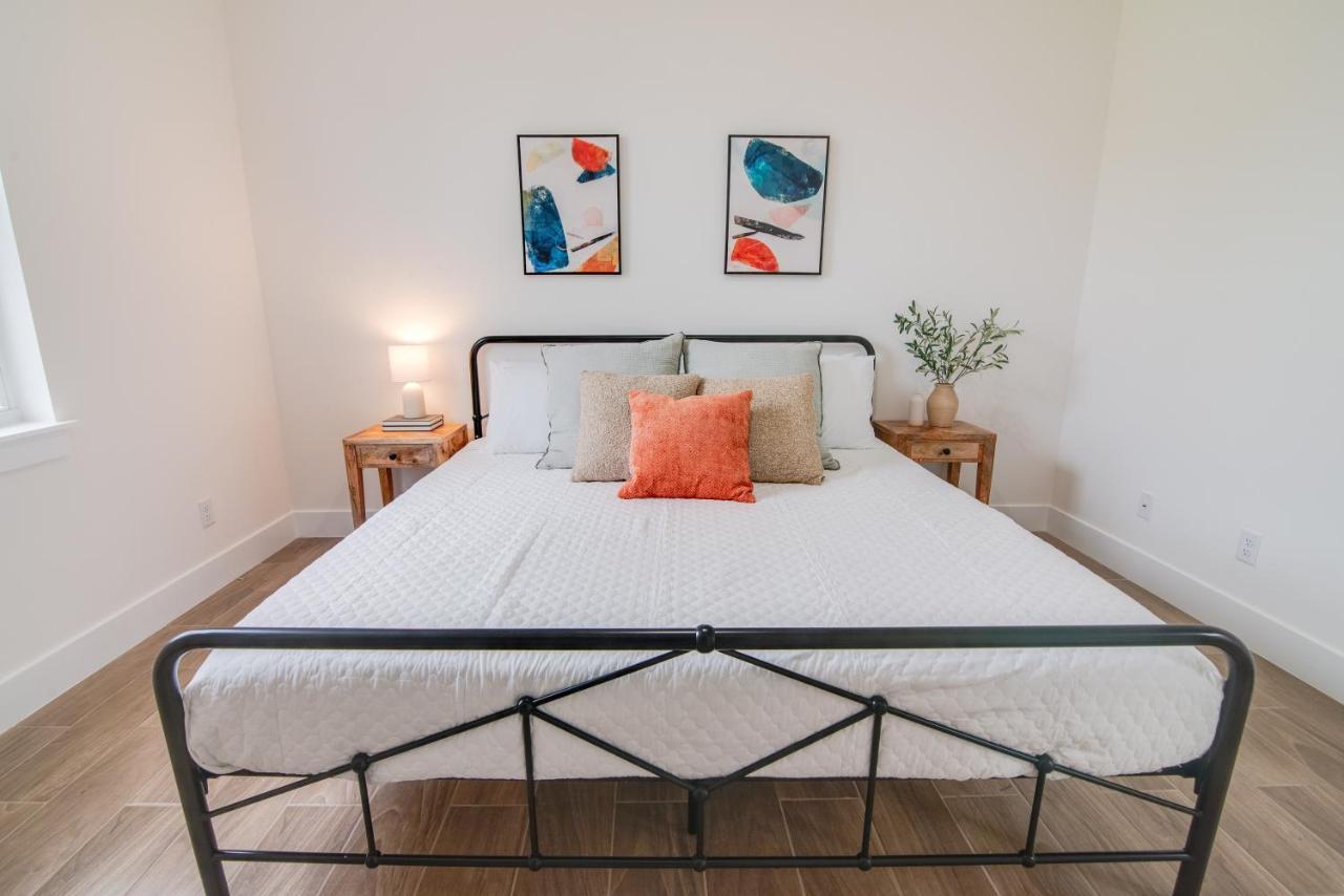 Private Cottage - King Beds, Brand New, Near Beach, Golfing, Shopping & Restaurants Lake Worth Beach Exteriér fotografie
